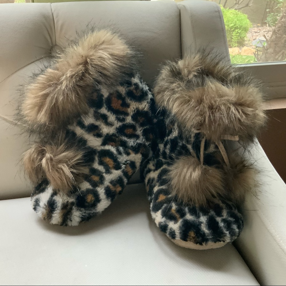 Kenzie Leopard print Slipers - Picture 8 of 12